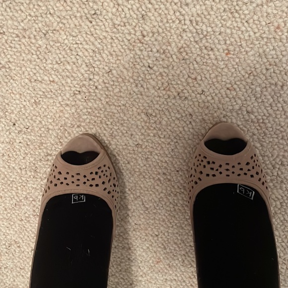 Enzo Angiolini Peep Toe Eyelet Pumps - Picture 7 of 10